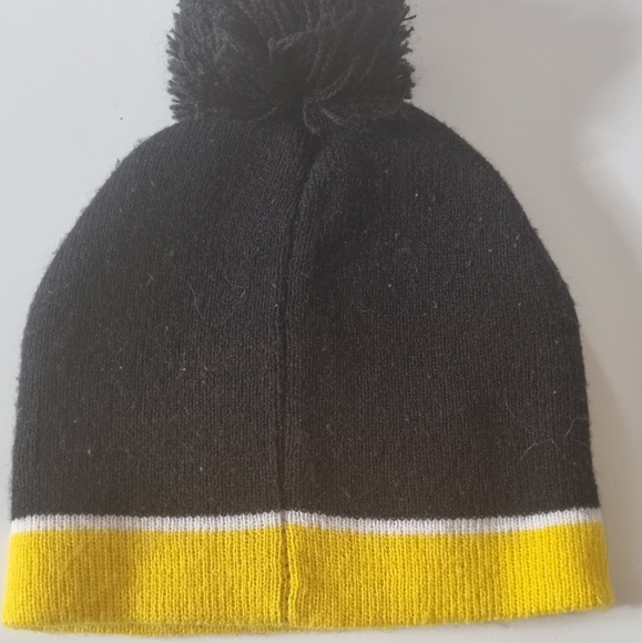 Batman winter hat - Picture 2 of 3